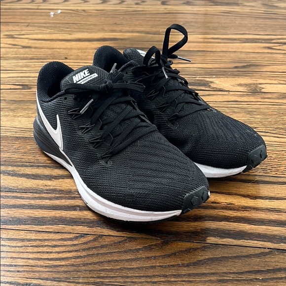 Nike Shoes Nike Zoom Structure 22 Poshmark